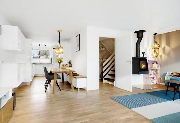 Almighty Cozy Glostrup